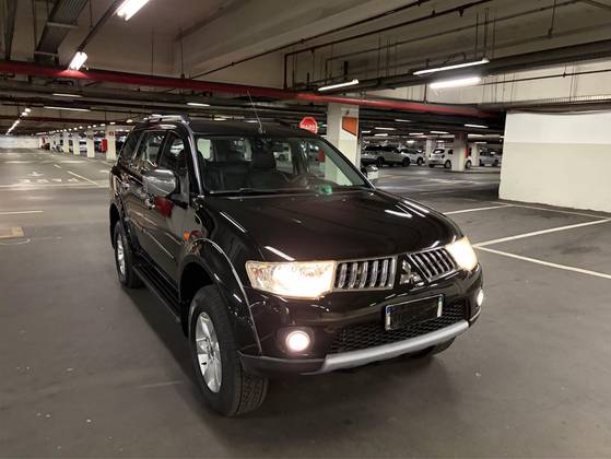MITSUBISHI PAJERO DAKAR 3.5 HPE 7 LUGARES 4X4 V6 24V FLEX 4P AUTOMÁTICO